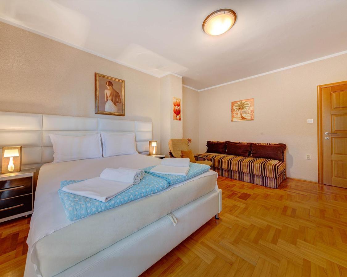 Disney Apartments Budva Exterior photo